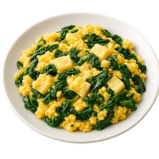 Jajecznica z serem i szpinakiem