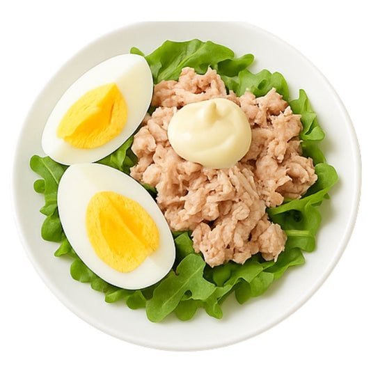 Sałatka z tuńczykiem i jajkiem